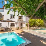 49 Guest House Lemon Luxury On The Beach